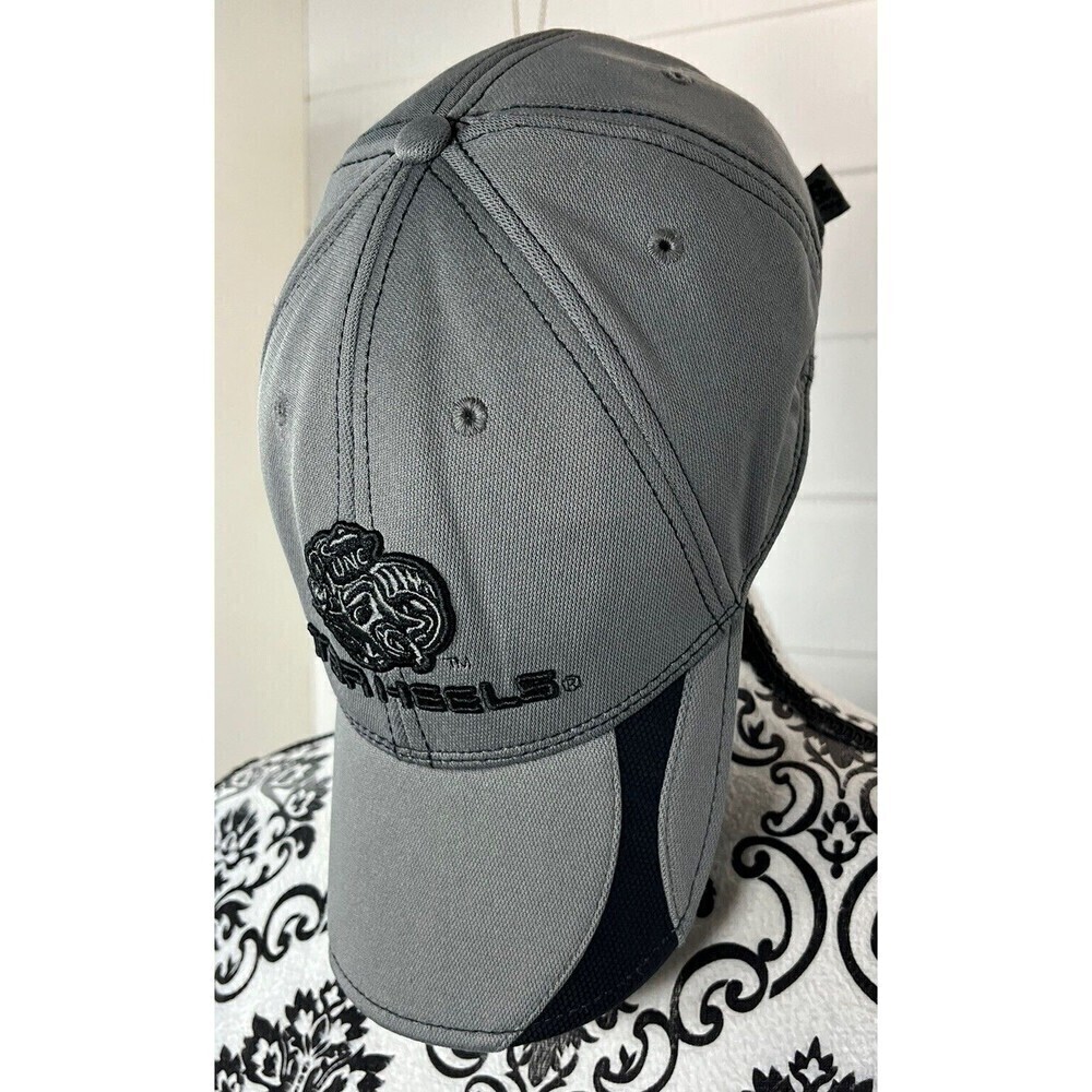 NCAA North Carolina Tar Heels Hat Cap Strap Back Gray/Black Basketball UNC Mens - Picture 3 of 9